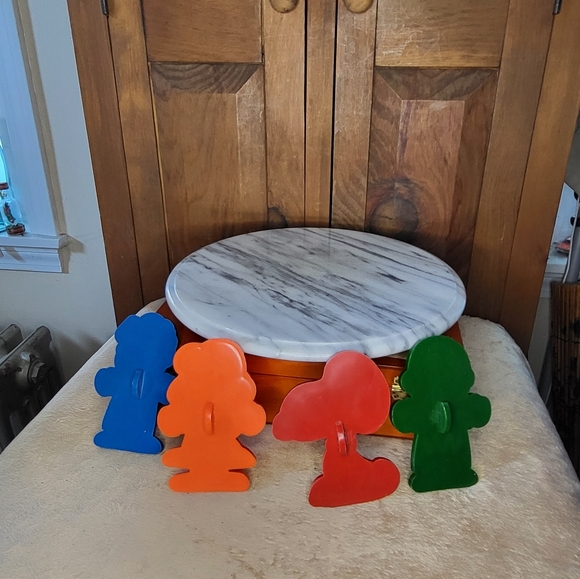 Peanuts Cookie Cutters - Picture 10 of 11